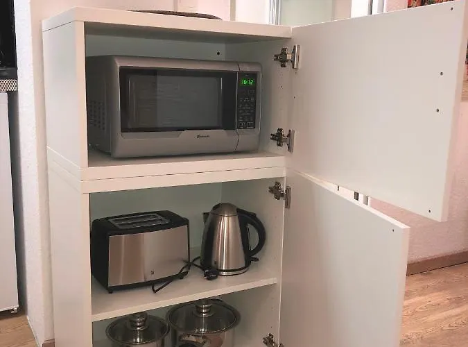 아파트 Mit Eigenem Bad, Kochnische Und Wintergarten Dettum